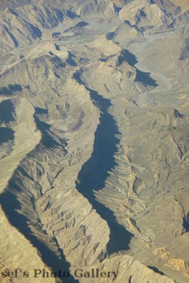 Flug 4
04.11.2012
Tal im SÃ¼diran
Schlüsselwörter: Flug Maskat Kathmandu