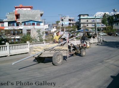 Fahrzeug 2
07.11.2012
Schlüsselwörter: Nepal Pokhara