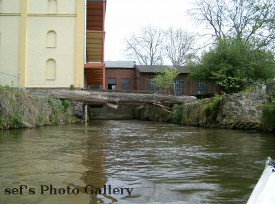 Eine MÃ¼hle an einem Seitenarm
Schlüsselwörter: Paddeln Leipzig