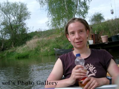 Paddeln macht durstig
Schlüsselwörter: Paddeln Leipzig