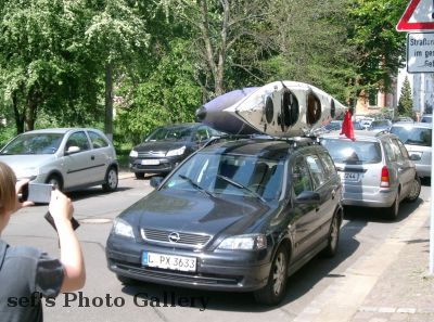 Beide Boote auf dem Auto
Schlüsselwörter: Paddeln Leipzig