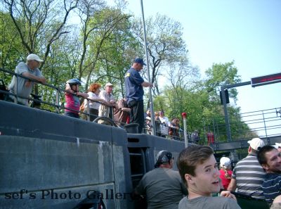 Die SchleusenwÃ¤rter hatten alle HÃ¤nde voll zu tun
Schlüsselwörter: Paddeln Leipzig