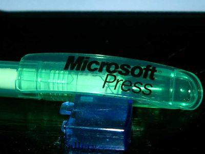 von den Chemnitzer Linuxtagen!
Den Kuli habe ich zu den Chemnitzer Linuxtagen 2008 beim Kauf eines Buches erhalten. ;-)
