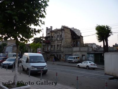 Odessa
16.07.
In dieser Ruine wohnen Menschen!
Schlüsselwörter: Odessa