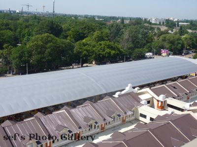 Odessa
18.07.
Die Markthallen von oben
Schlüsselwörter: Odessa Markt