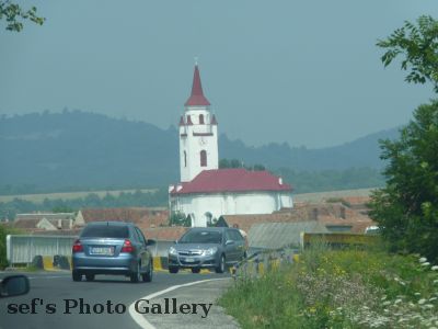 SiebenbÃ¼rgen
23.07.
vor einem weiteren Dorf
Schlüsselwörter: Fahrt